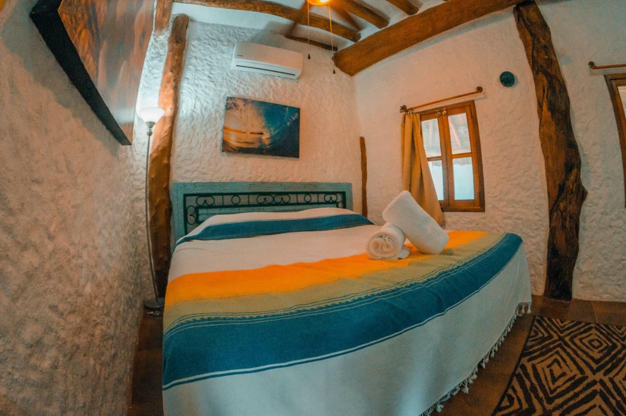 Appartamento con 1 Letto King-Size, Divano-Letto, Angolo Cottura e Vista Piscina (3 Persone)