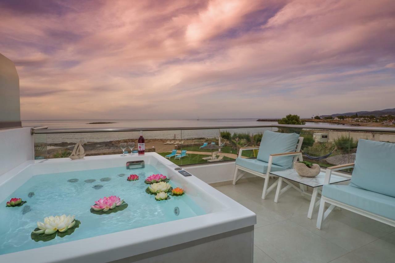 One-Bedroom Apartment Panoramic Sea View & Hot Tub