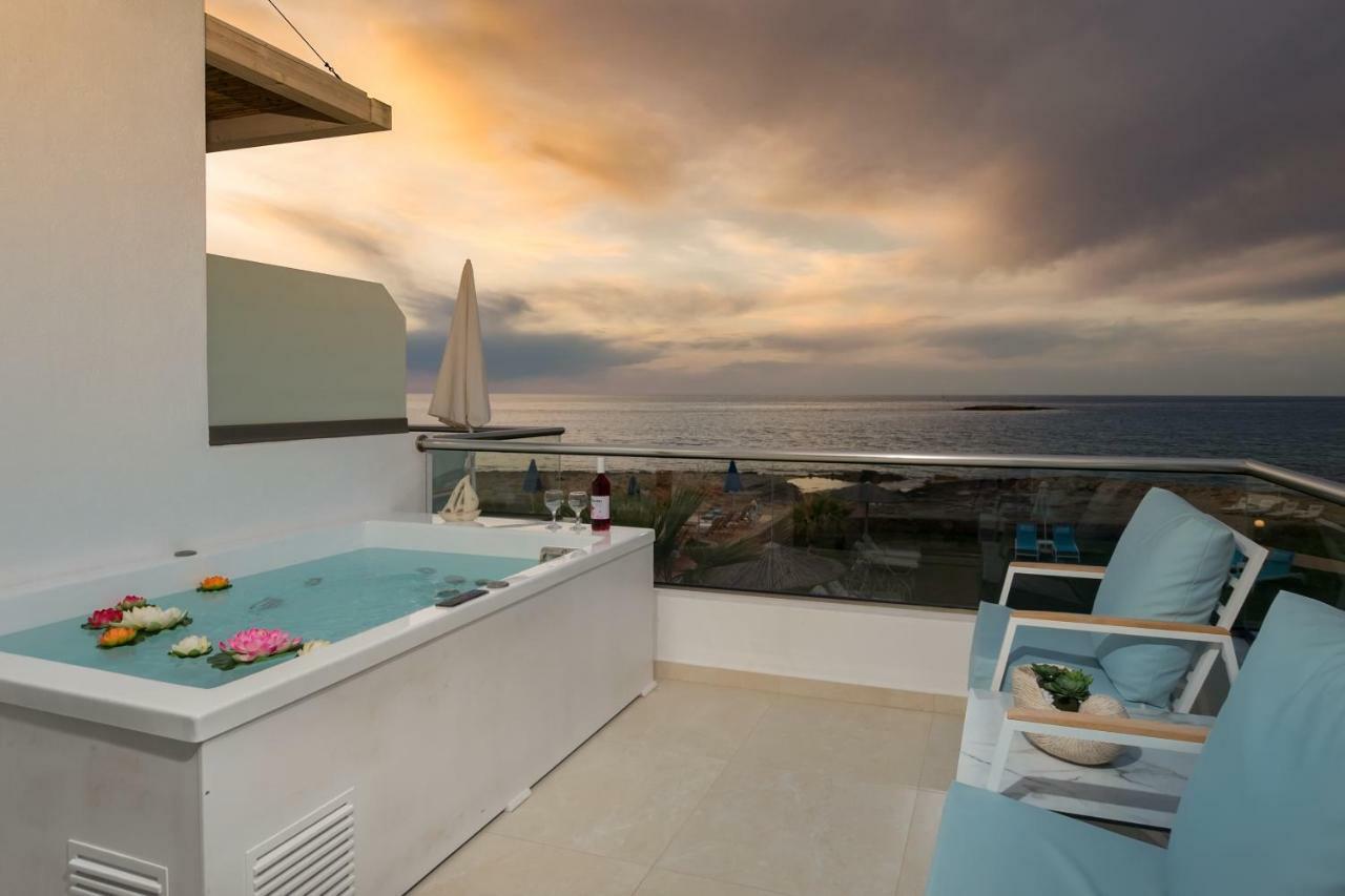 One-Bedroom Apartment Panoramic Sea View & Hot Tub
