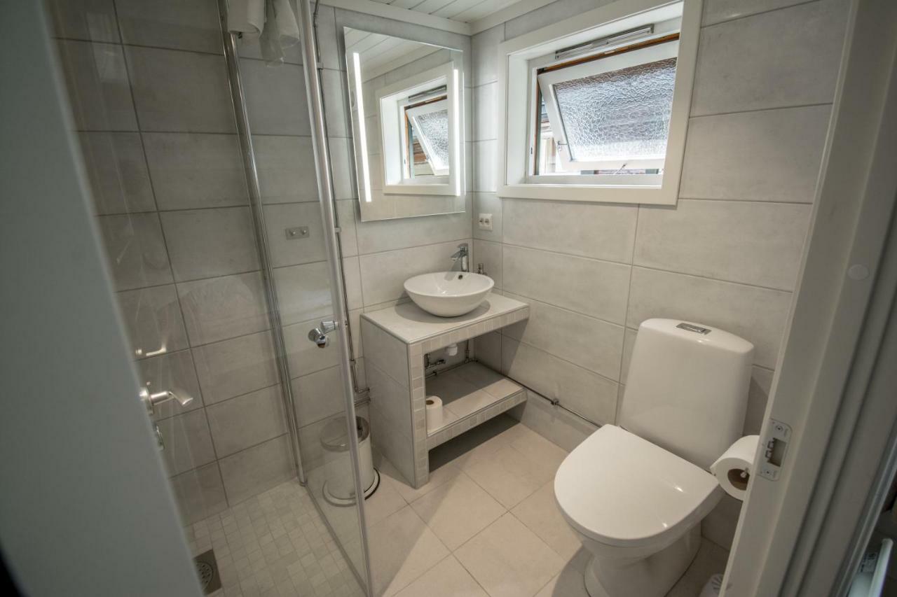 One-Bedroom Cottage