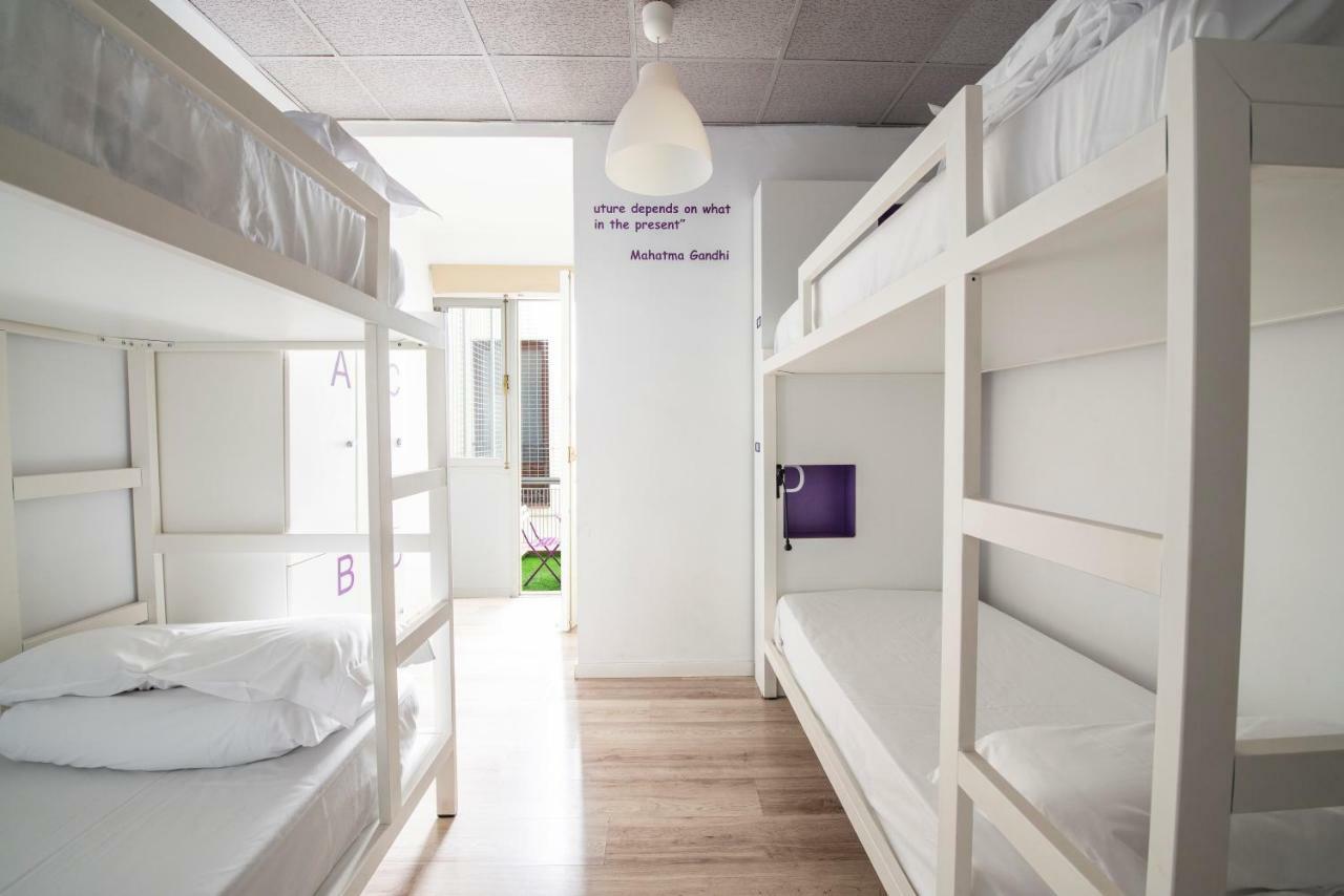 Lit dans Dortoir Mixte de 4 Lits avec Salle de Bains Privative