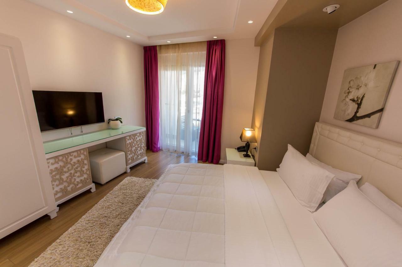 Habitación Doble Estándar con vistas laterales al mar