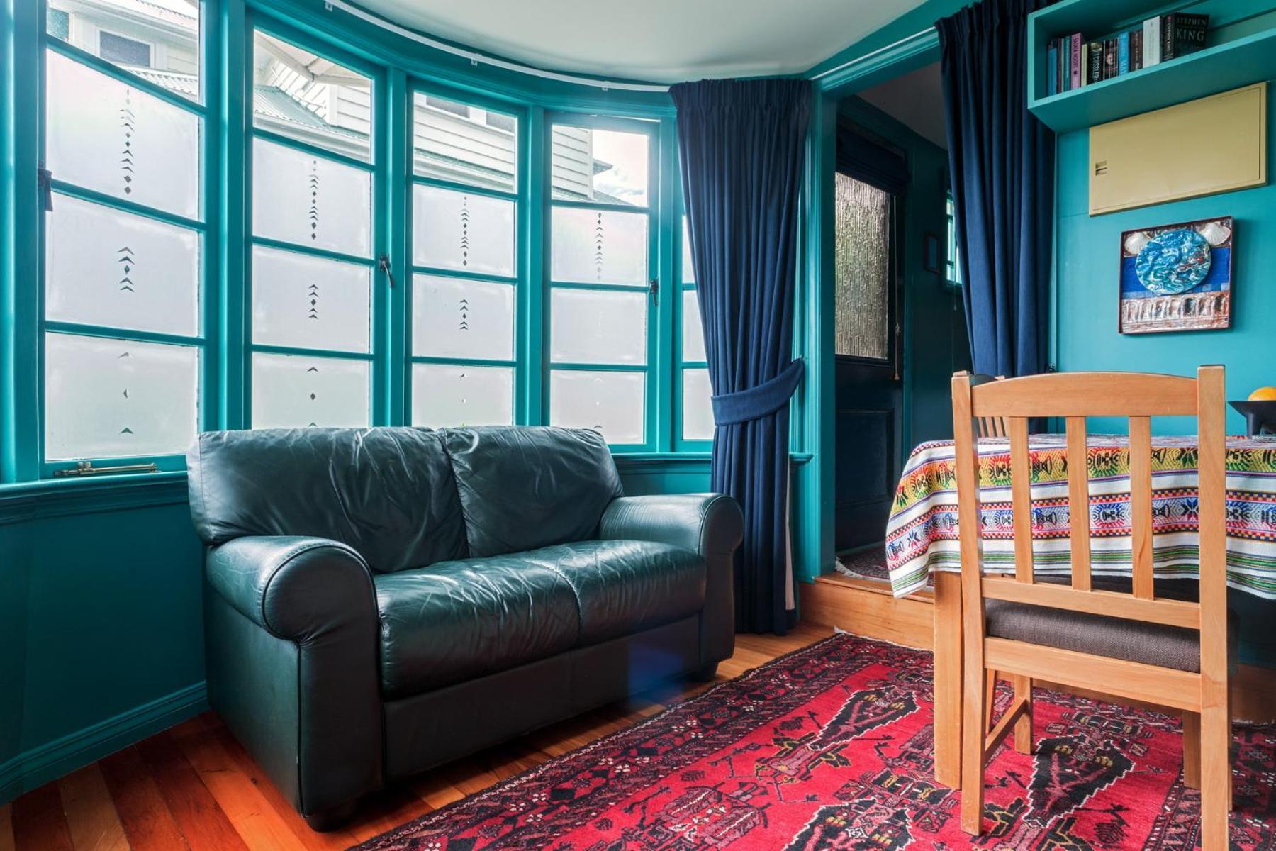 Courtyard Queen Studio