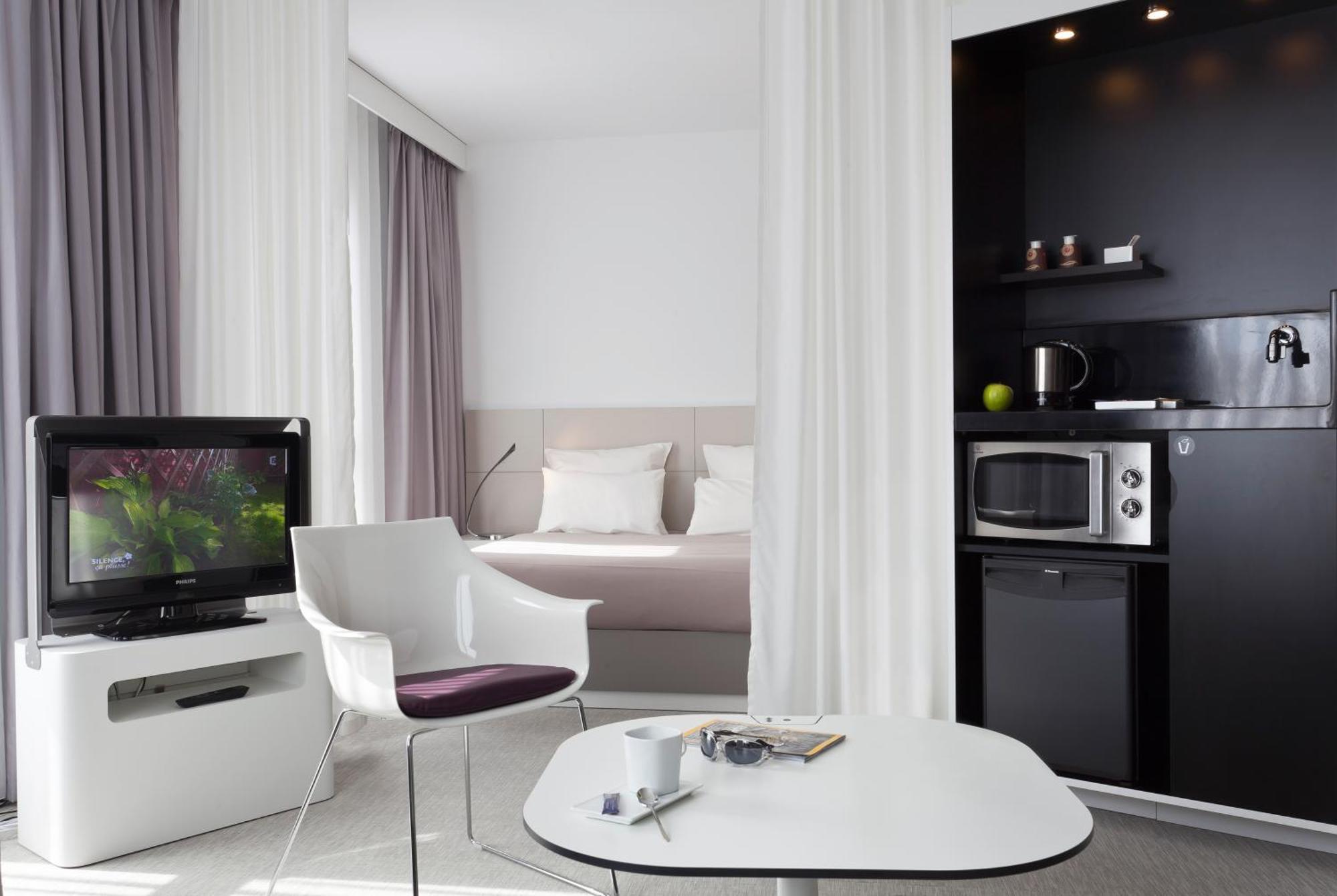 Suite Room,155404676:JPEG