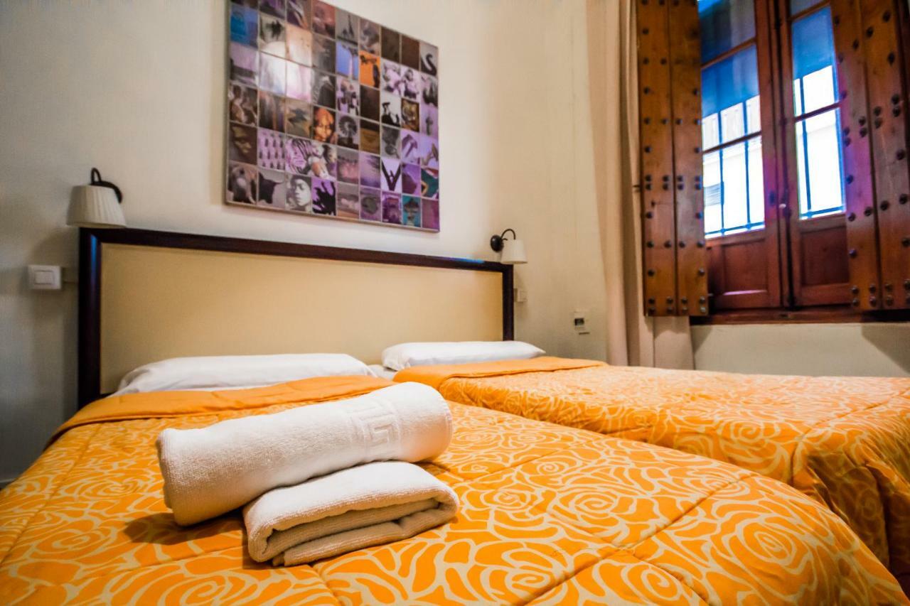 Chambre Double ou Lits Jumeaux avec Salle de Bains