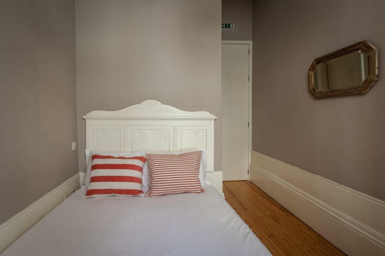 Small Double Room Private Bathroom