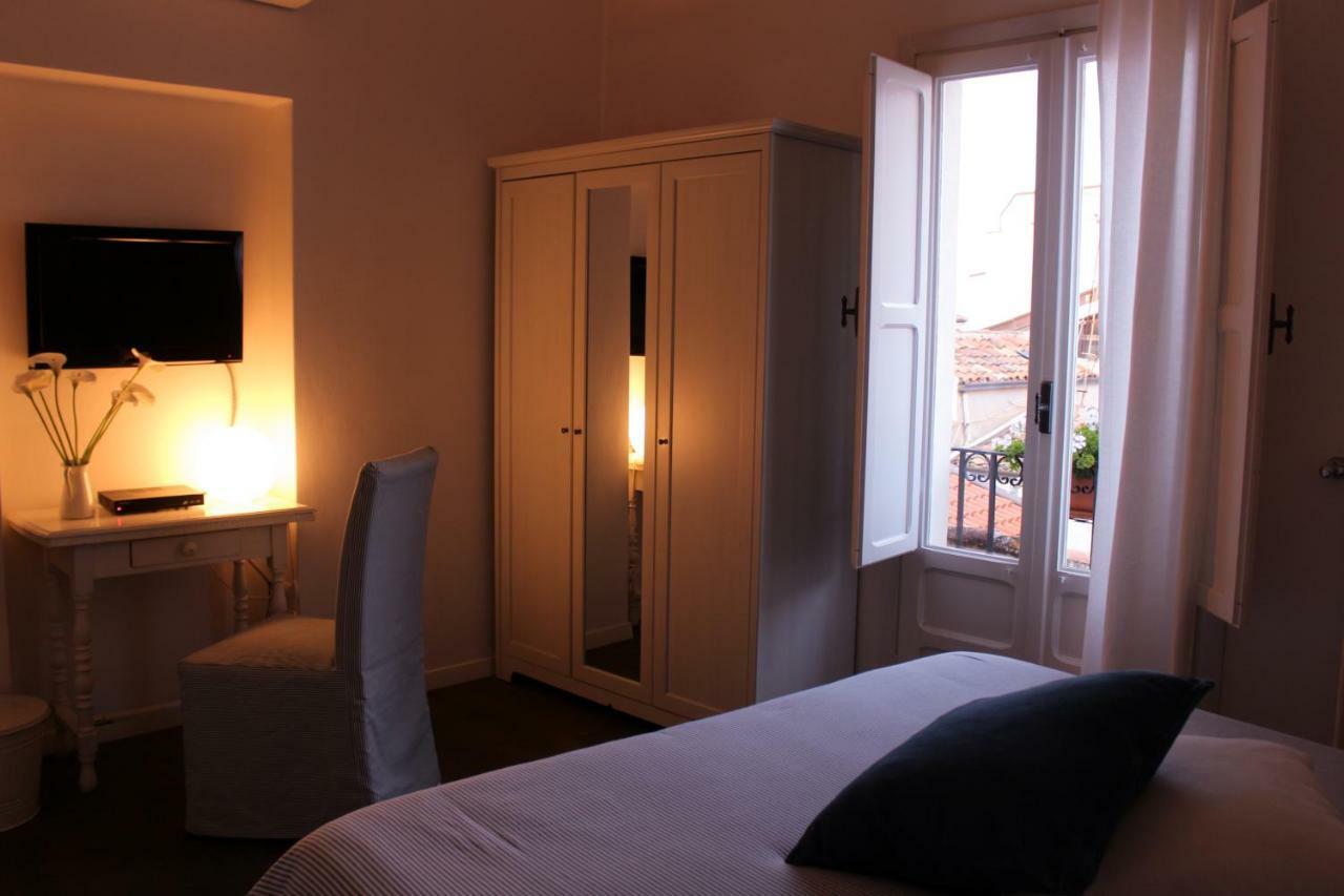Double Room Mountain View