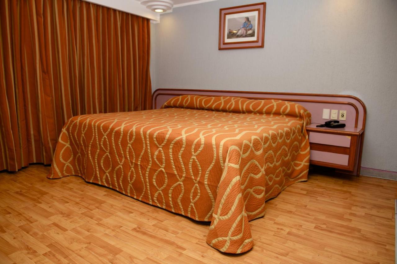 Quarto Duplo