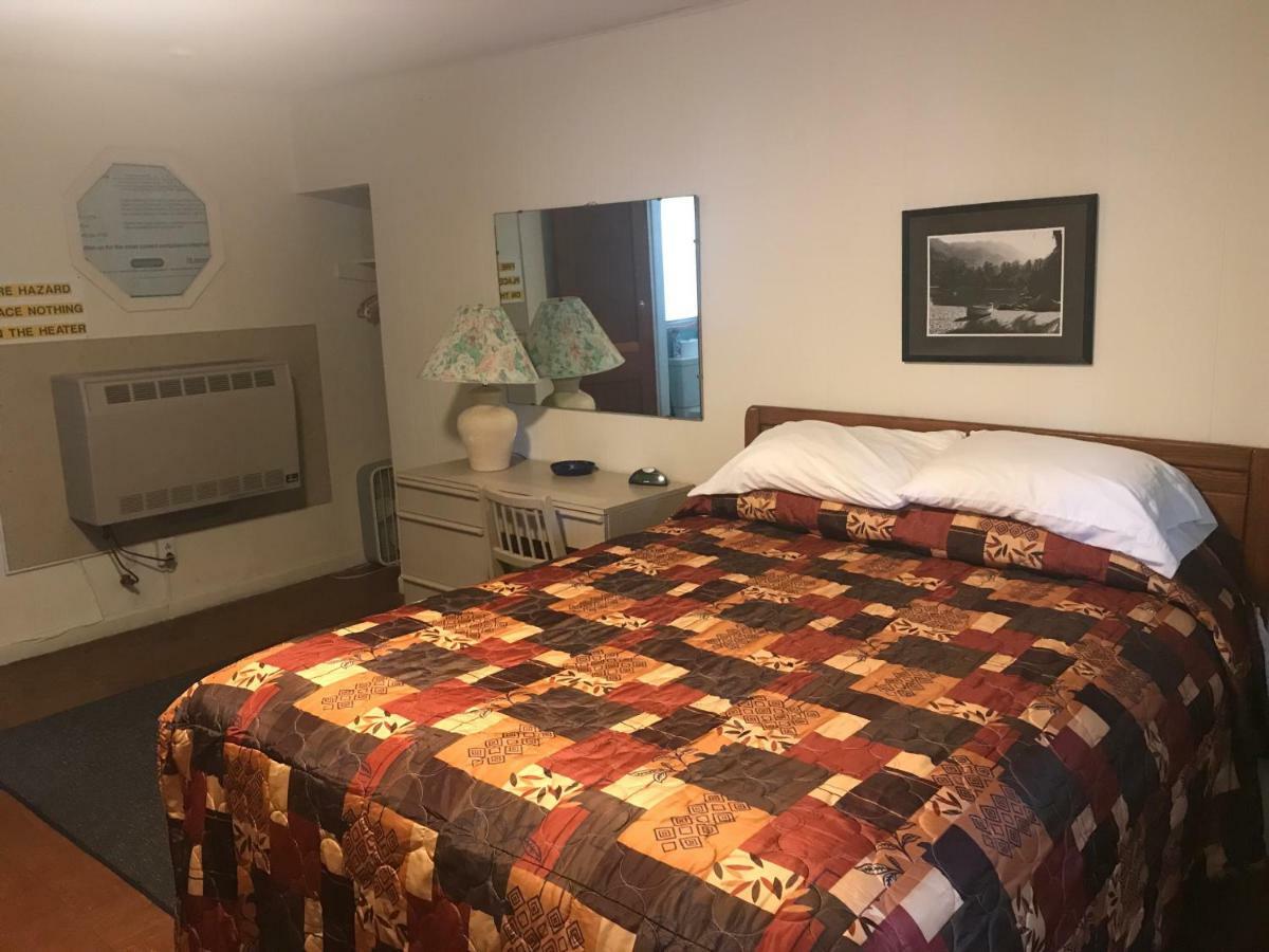 Economy Single Room