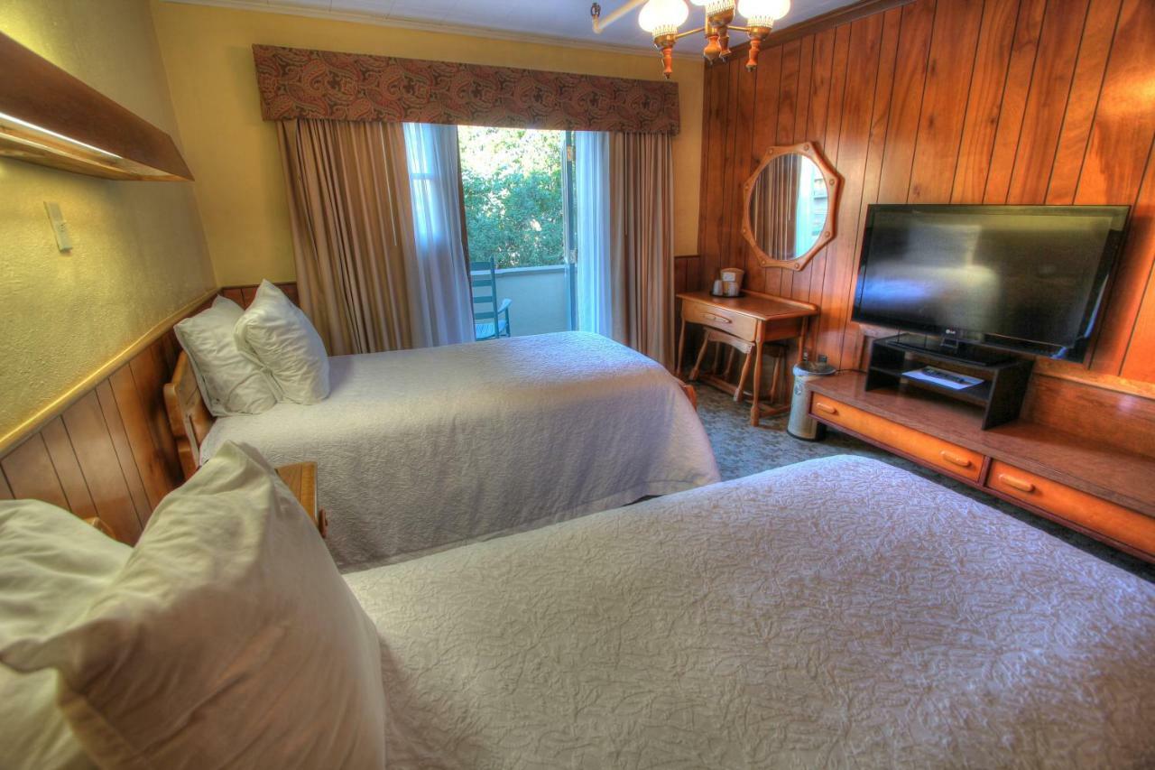 Standard Room One Double Bed One Twin Bed