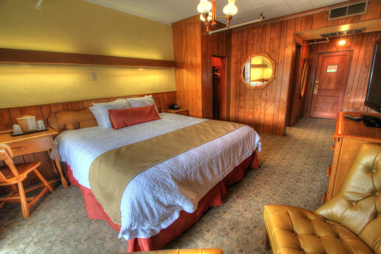 Standard Room One King Bed w or Sofa Bed