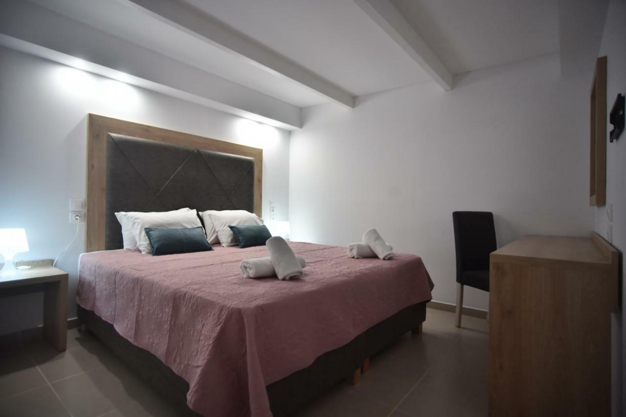 Comfort Triple Room