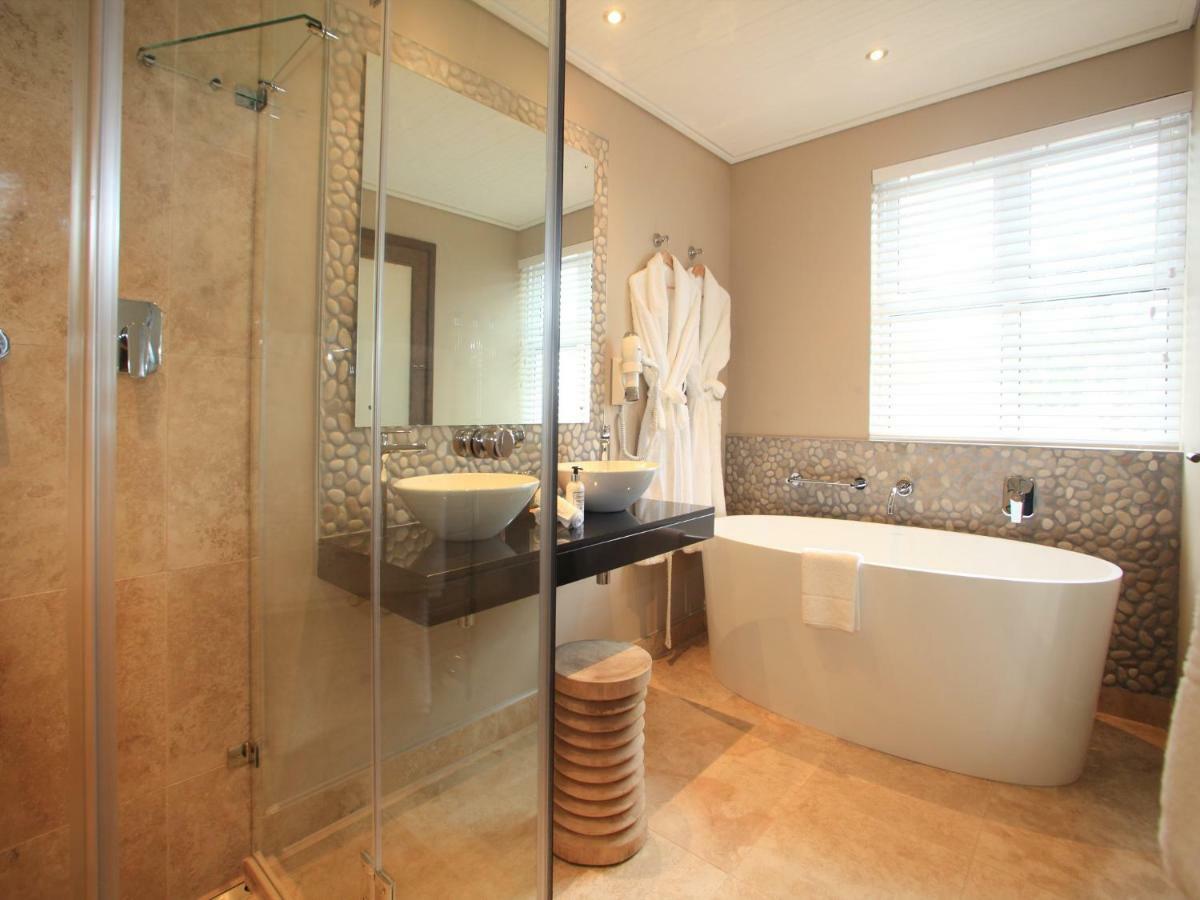 Luxury Double Room Garden Facing