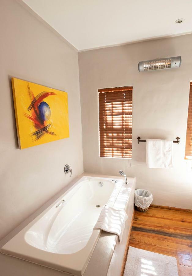 Superior Double Room - Kannon Kop/Table Mountain/Paarl