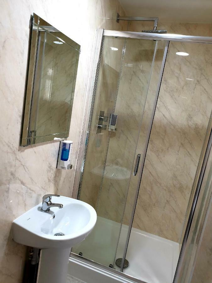 Tweepersoonskamer met Eigen Badkamer