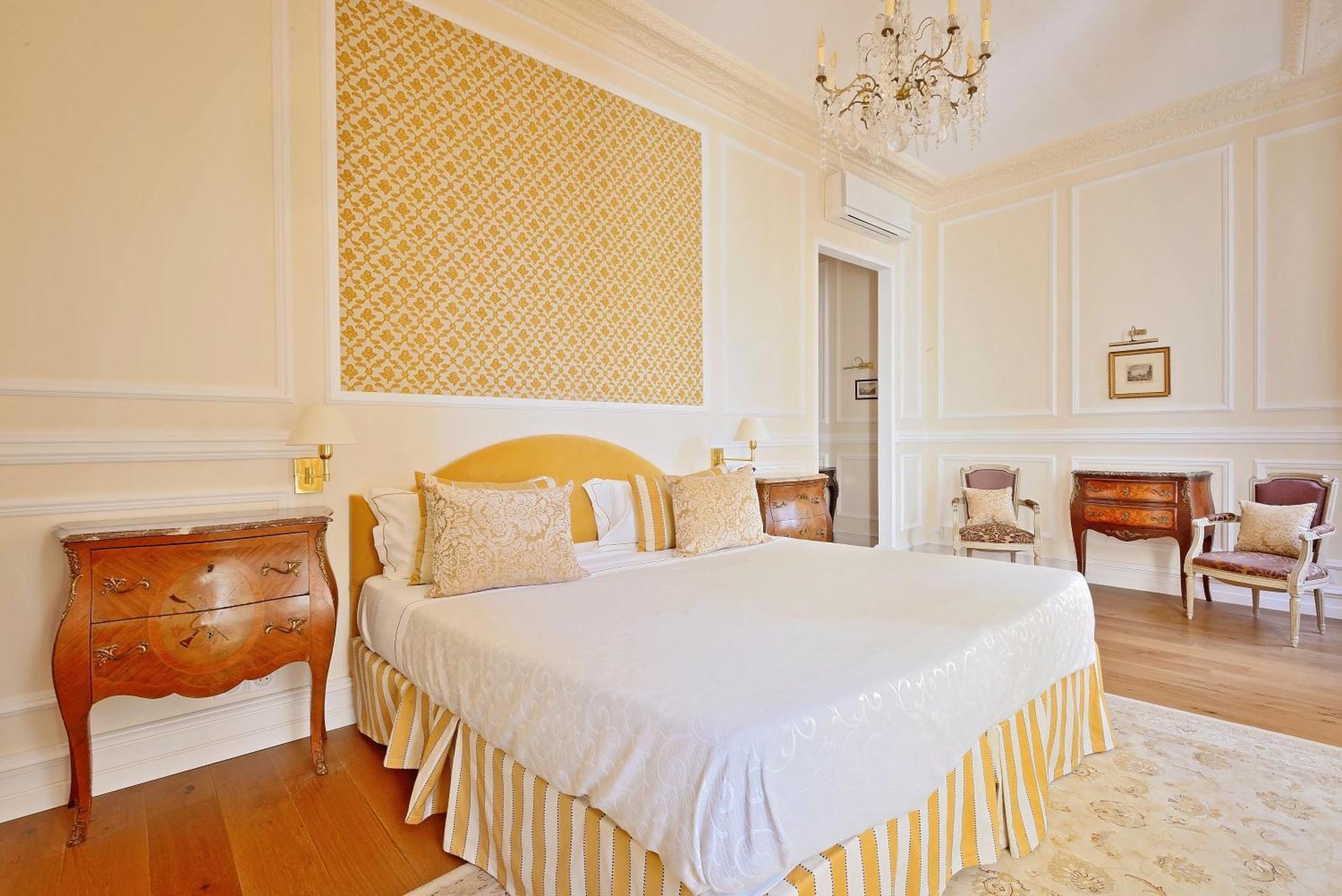 Prestige Suite