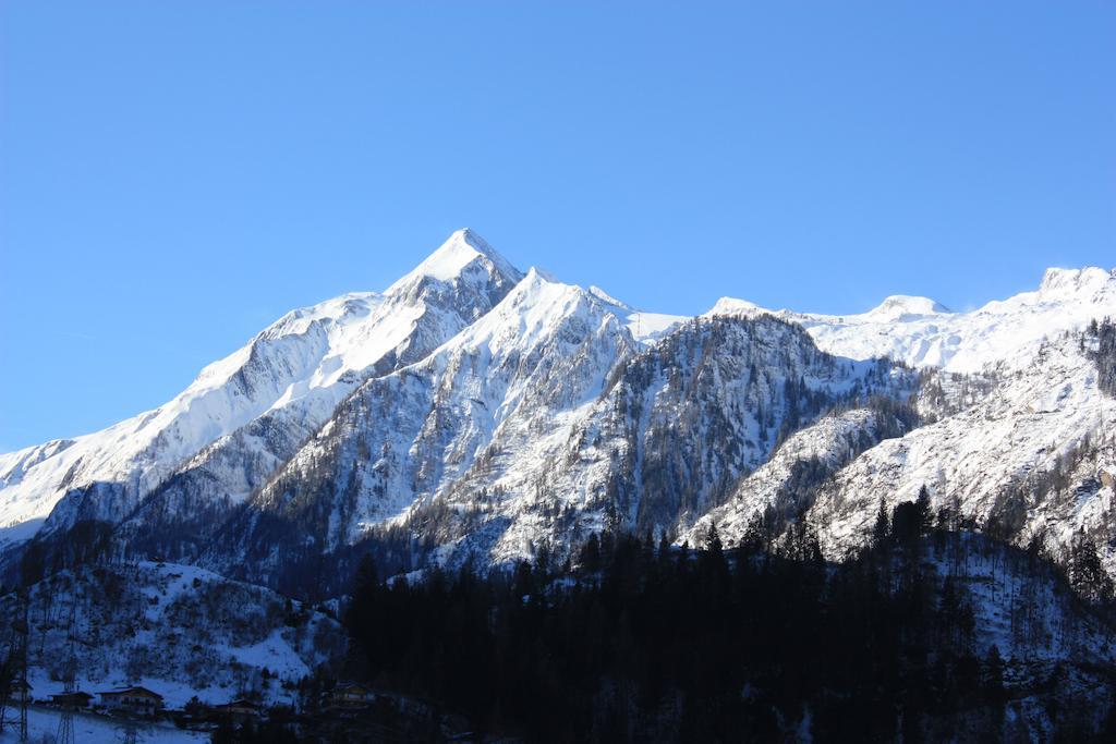 Doppelzimmer mit Balkon