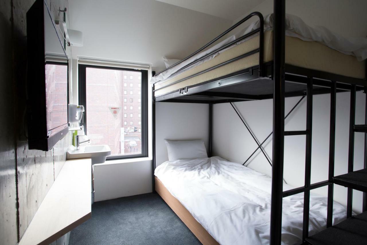 Tweepersoonskamer met Stapelbed en Gedeelde Badkamer