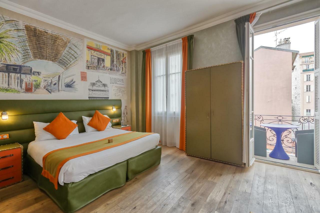 Deluxe Double Room with Balcony,815334815:JPEG