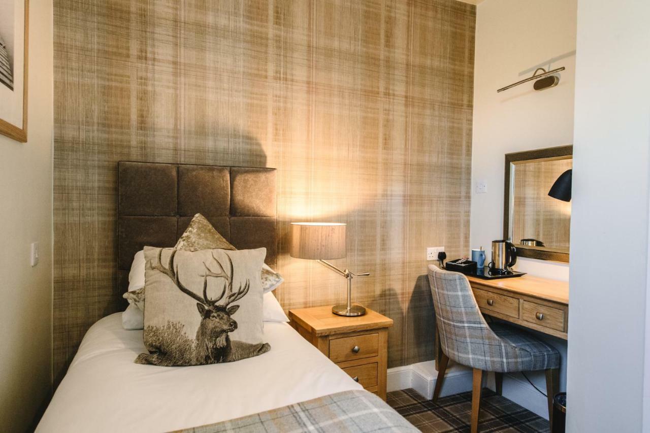 Classic Single Room