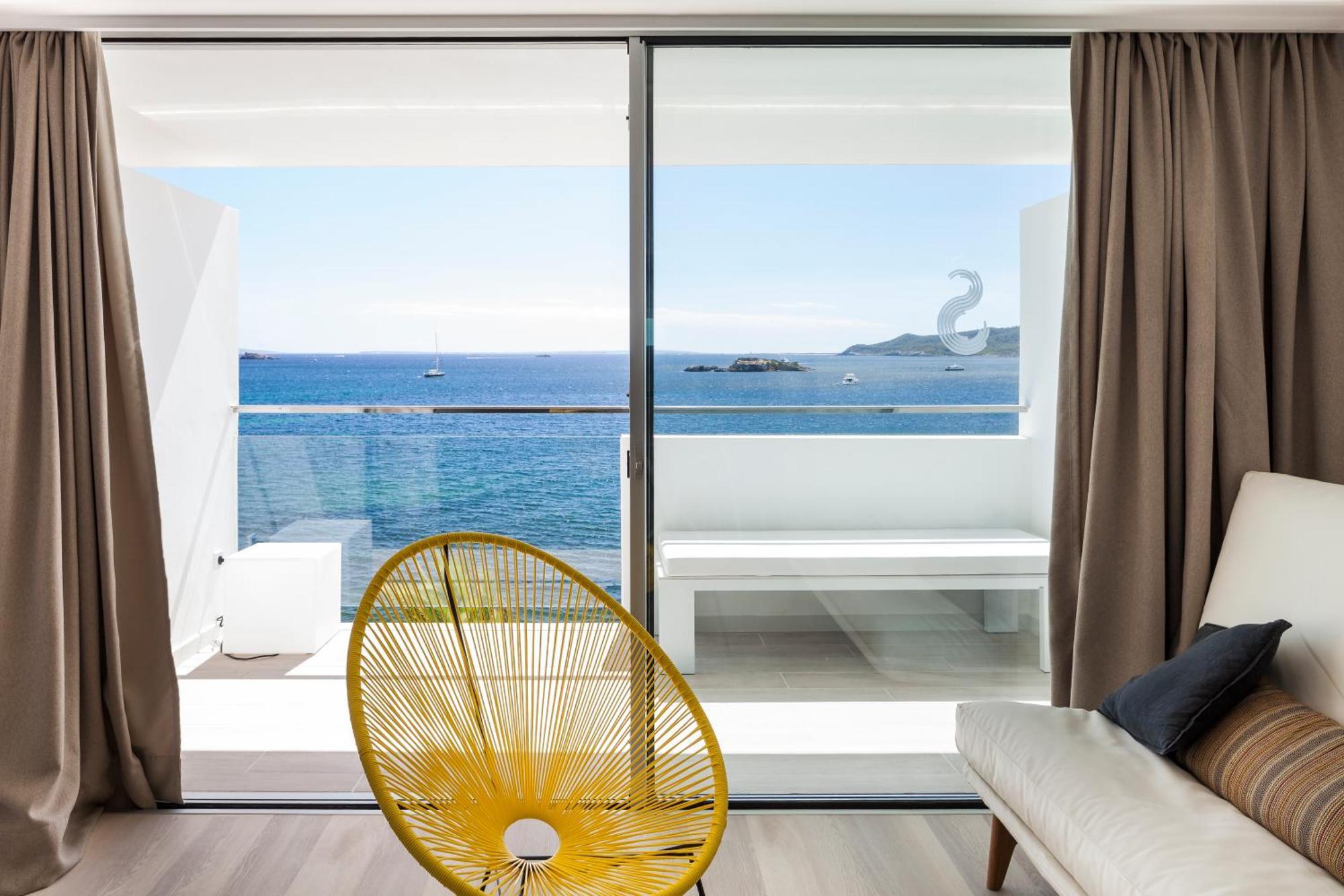 Studio Apartment Sea View Higher Floors