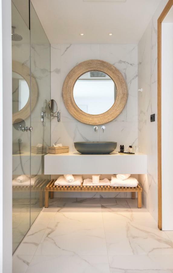 Maisonnette avec Accès Direct à la Piscine