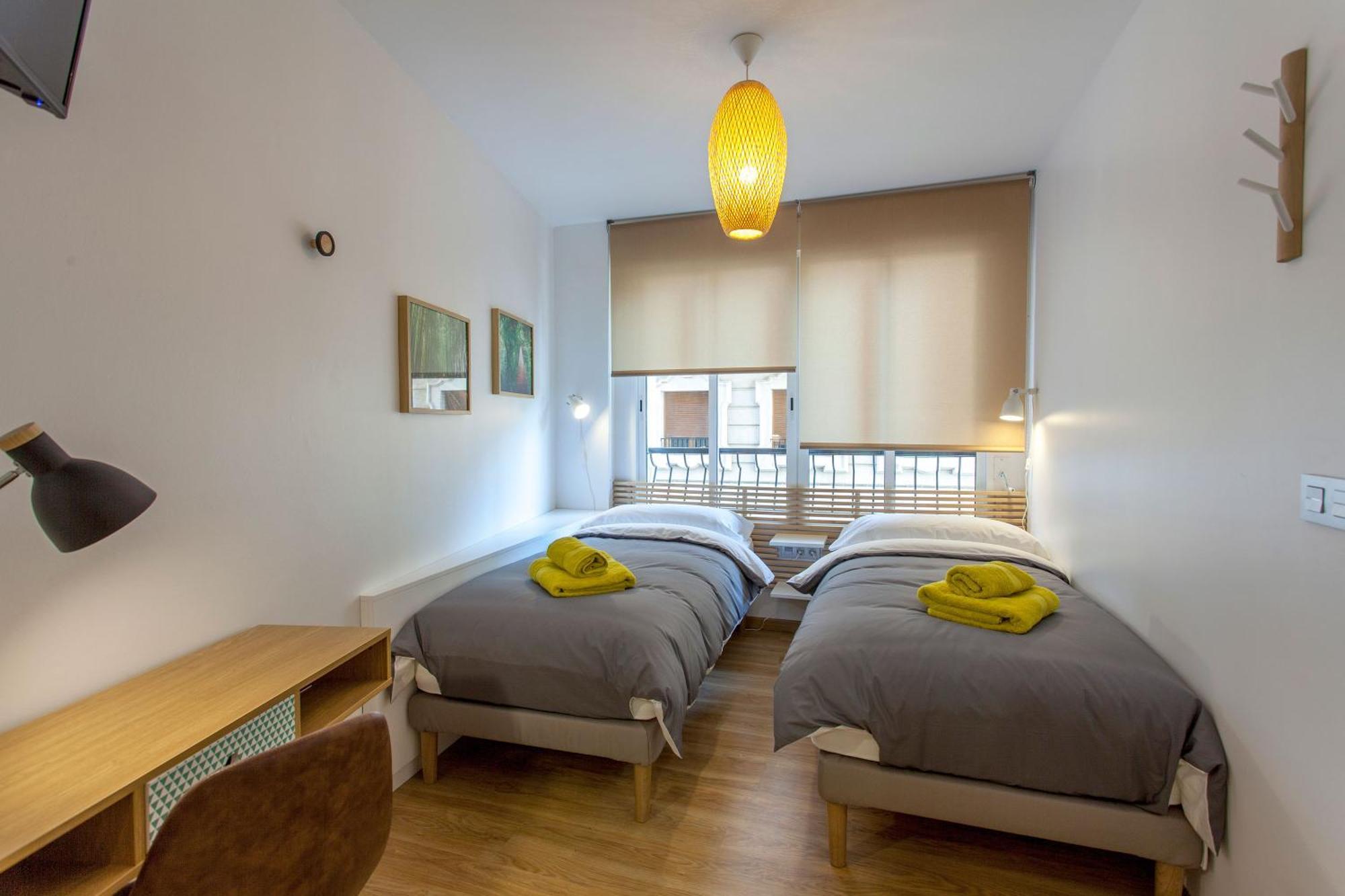 Standard Twin Room,613765715:JPEG