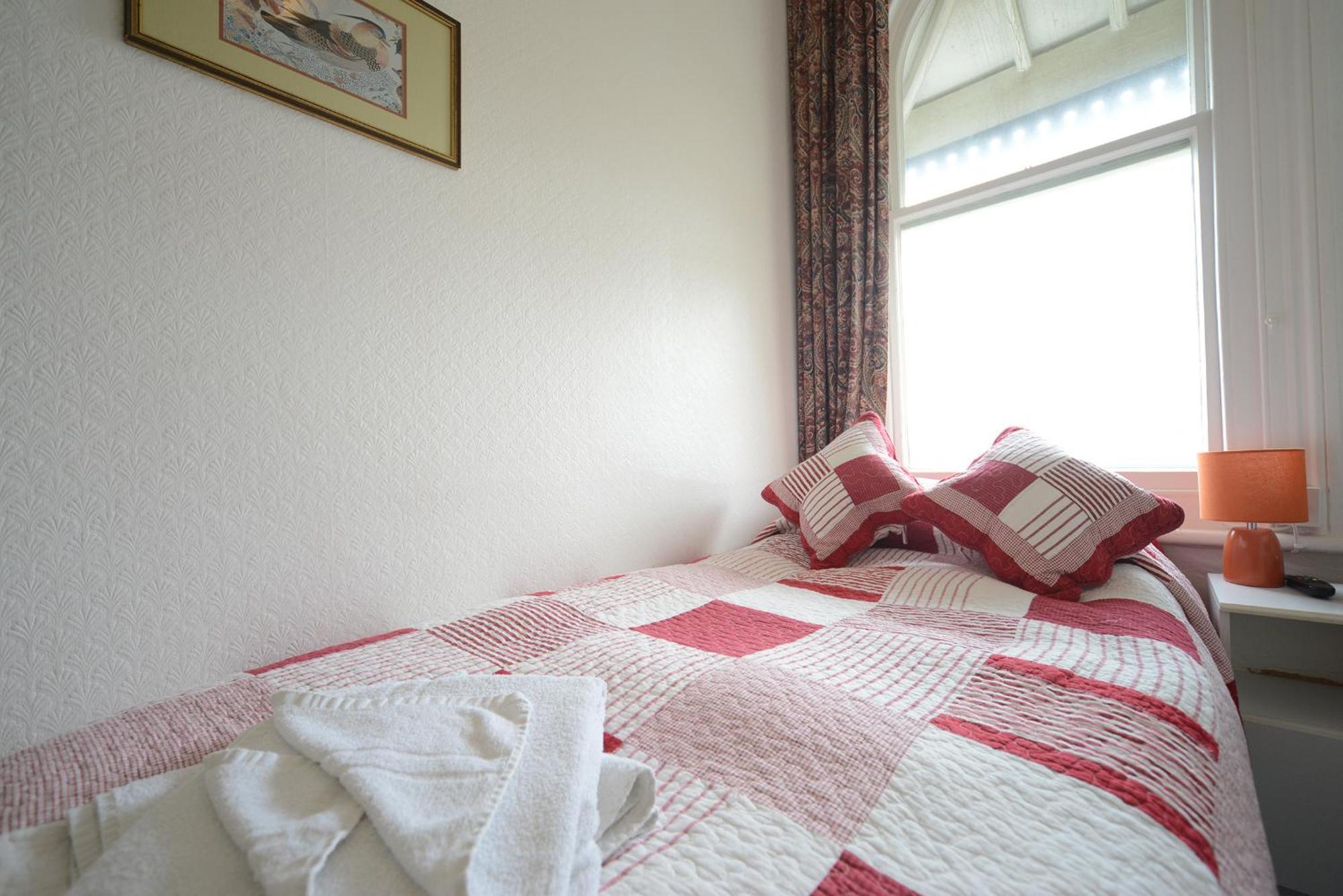 Budget Single Room