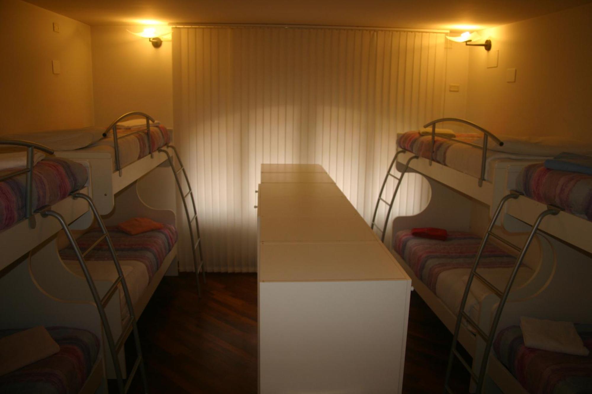 Bed 8-Bed Mixed Dormitory Room