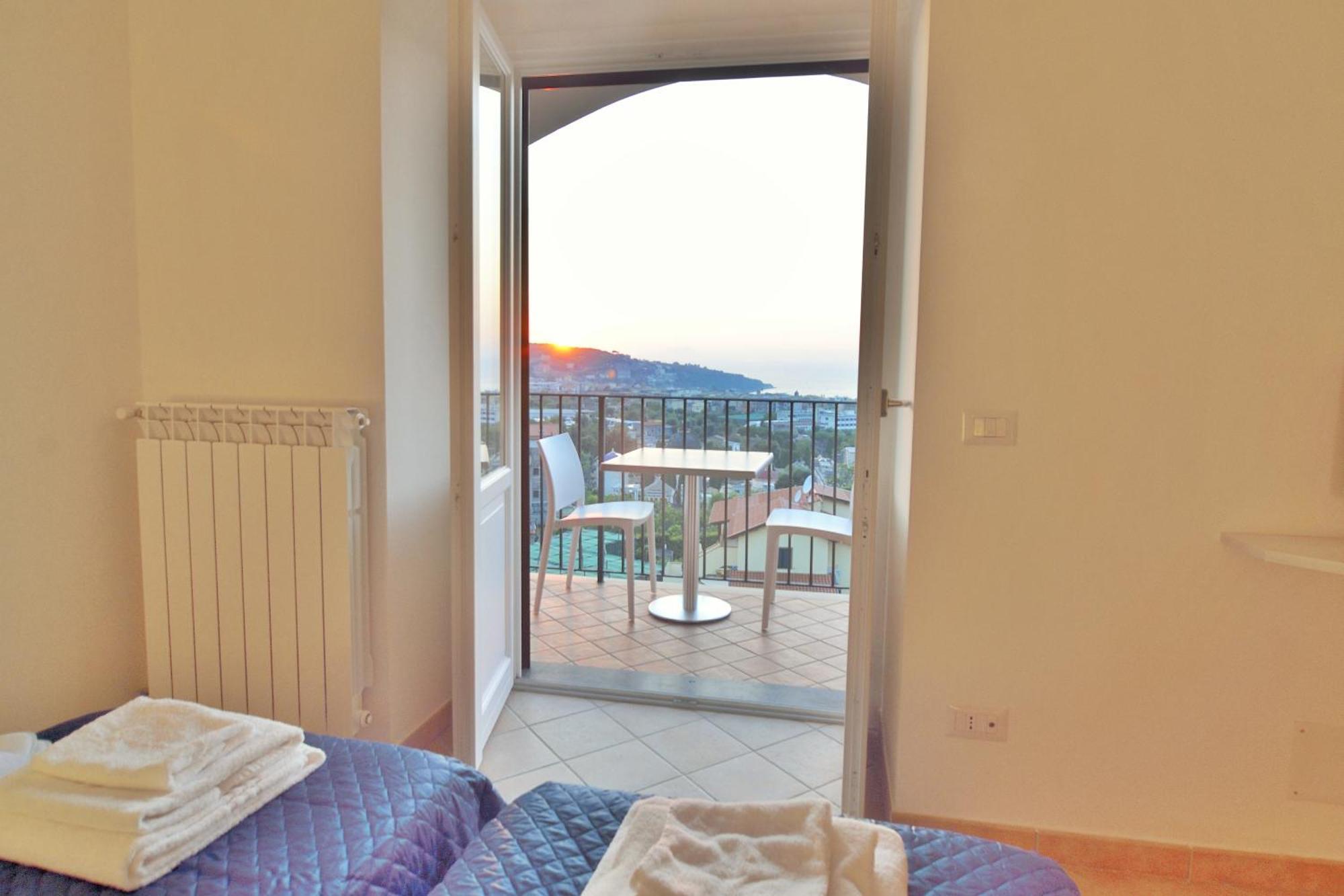 Classic Apartment Sea View