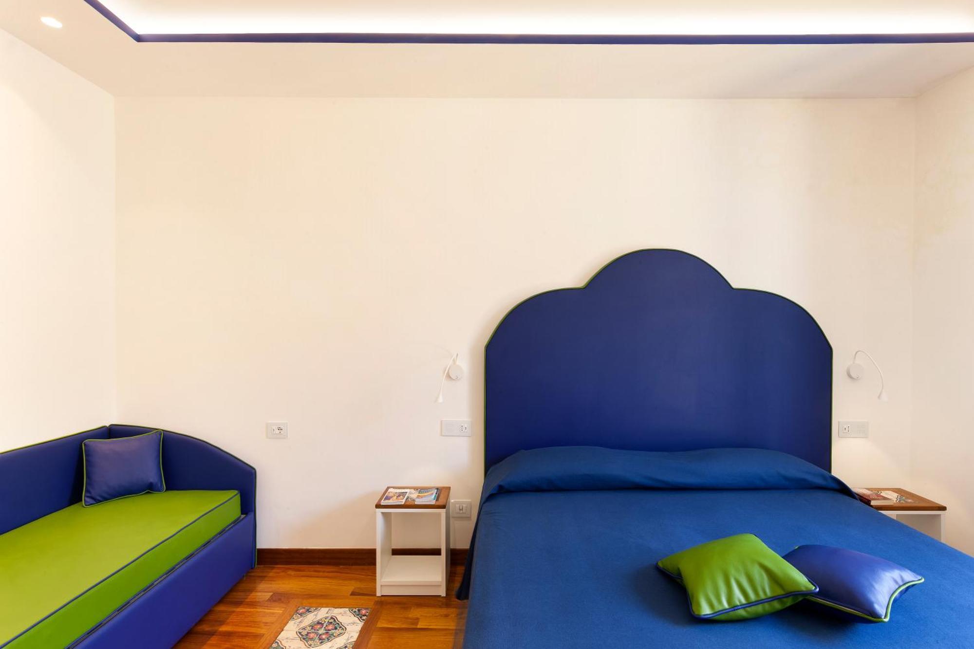 Classic Quadruple Room