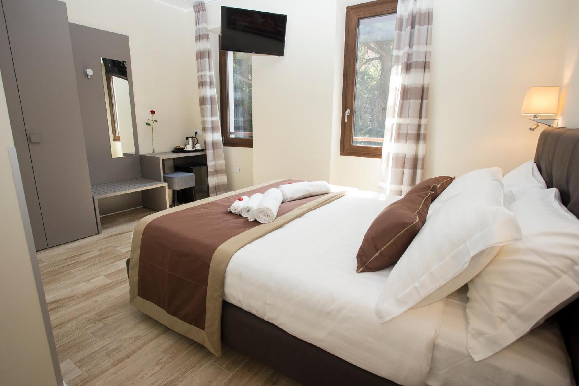 Deluxe Double Room Extra Bed