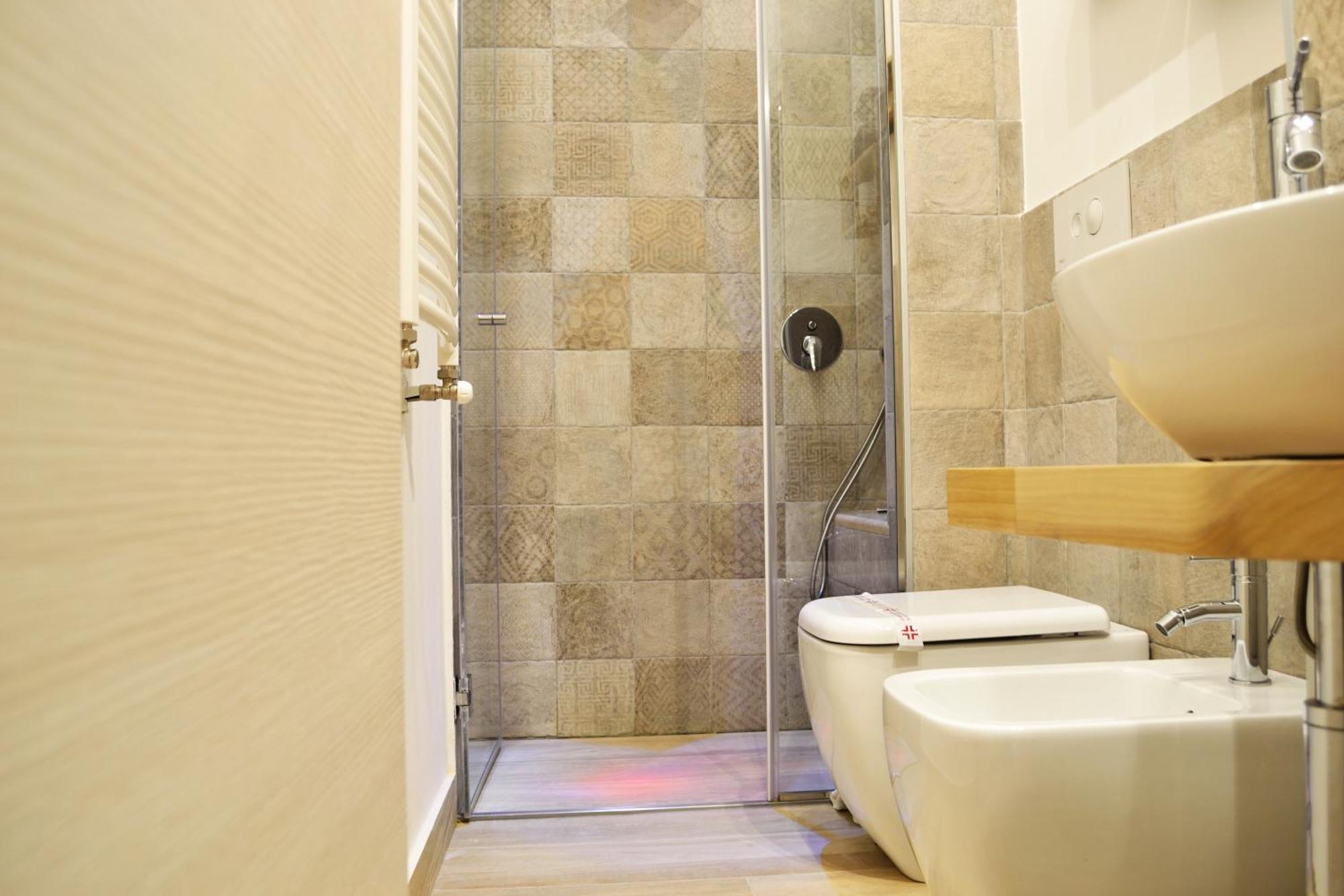 Double Room Private External Bathroom