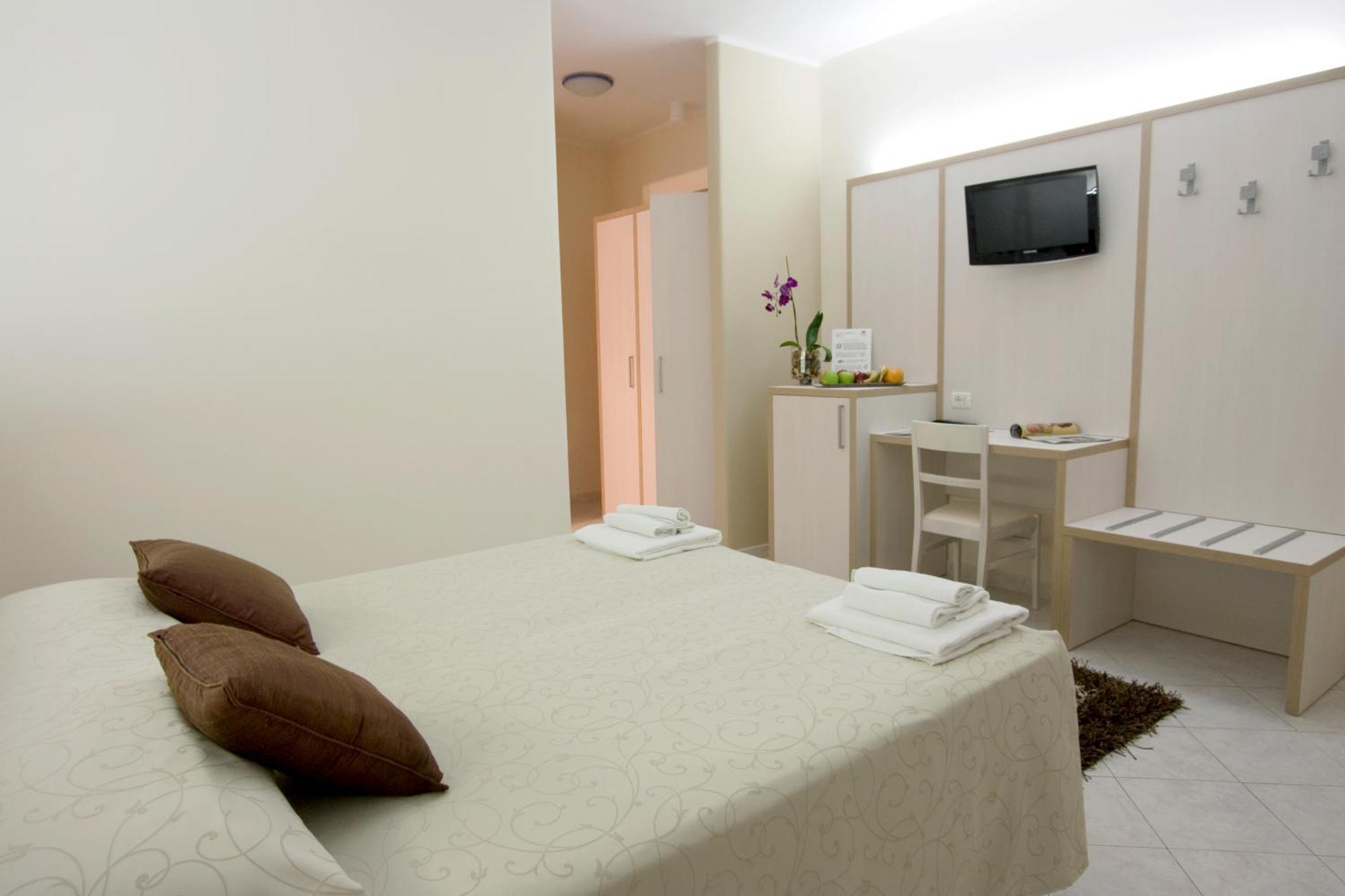 Economy Double or Twin Room