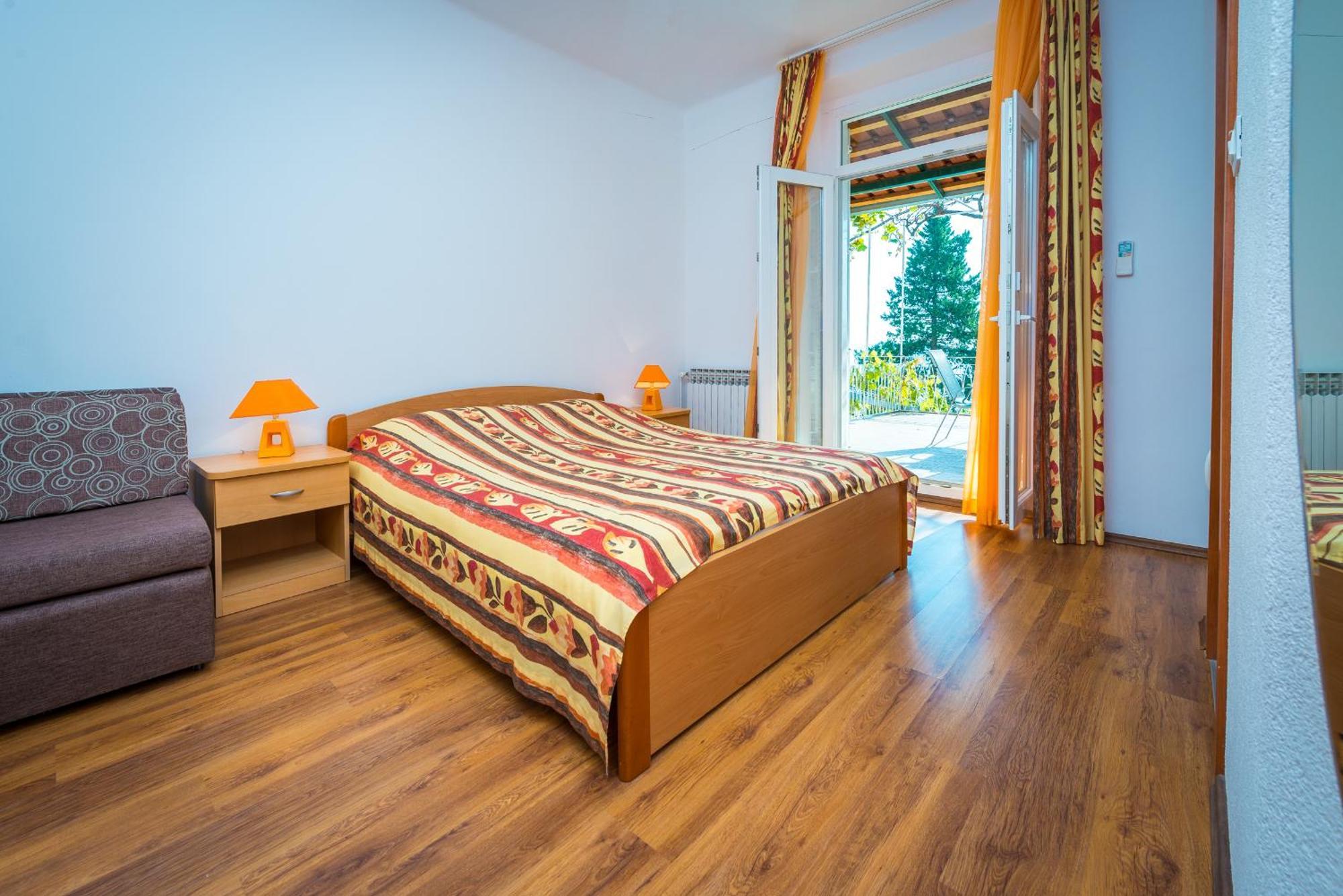 Double Room Terrace Sea View