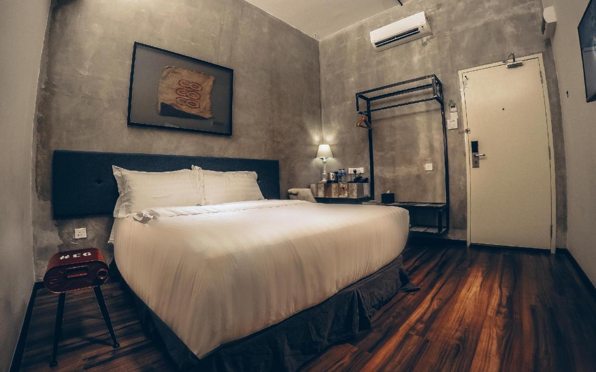 Superior Queen Room