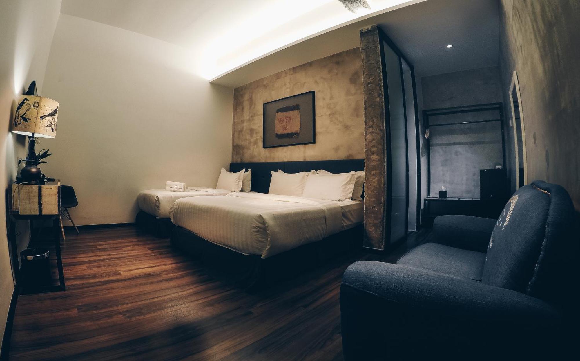 Premium Deluxe Triple Room