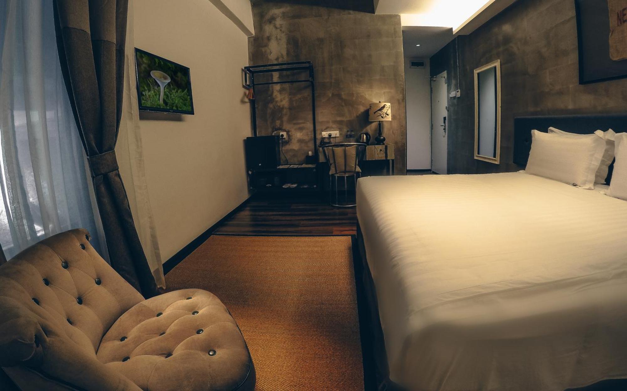 Premium King Room