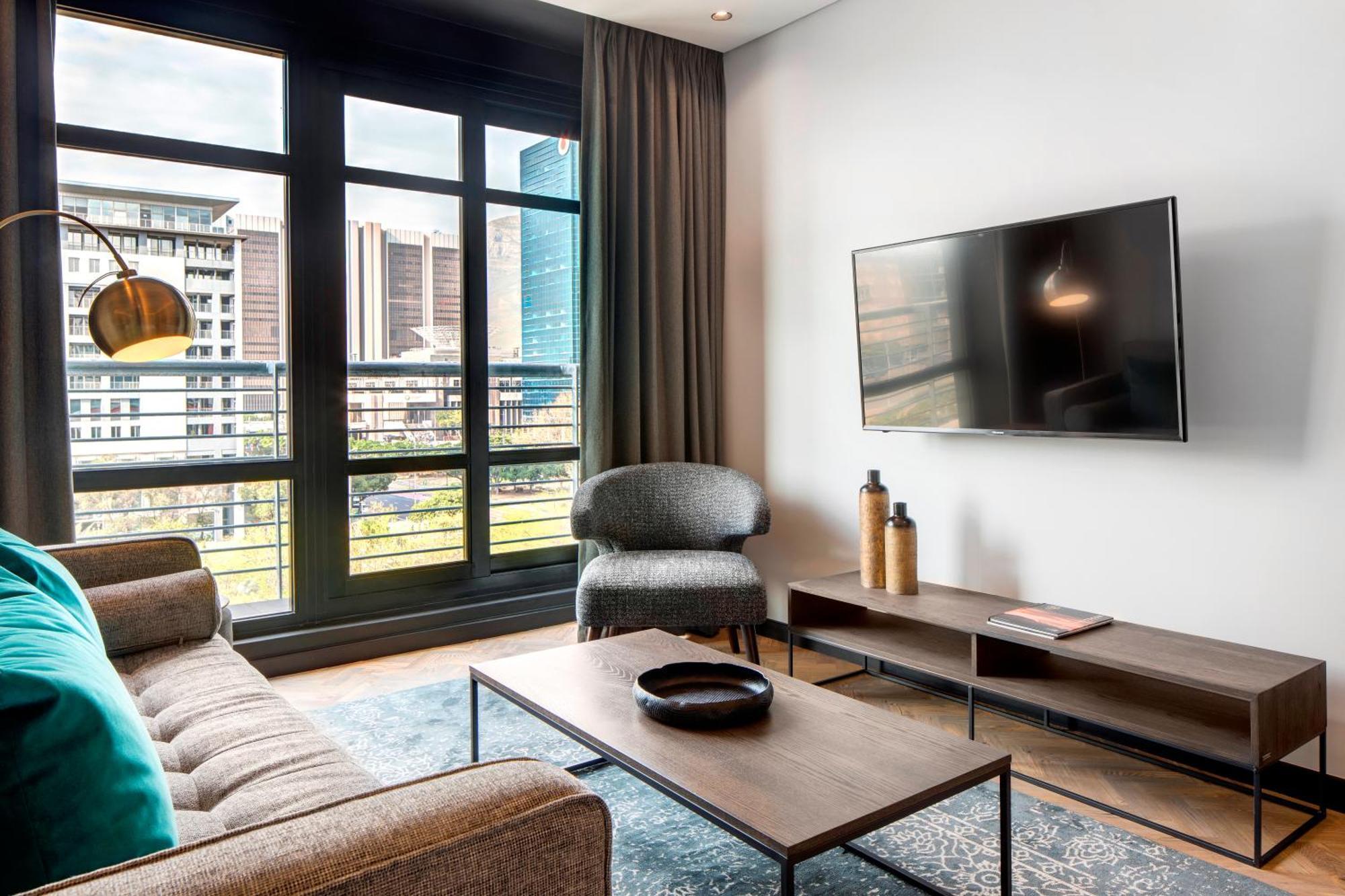 Deluxe Studio Apartment Mountain View