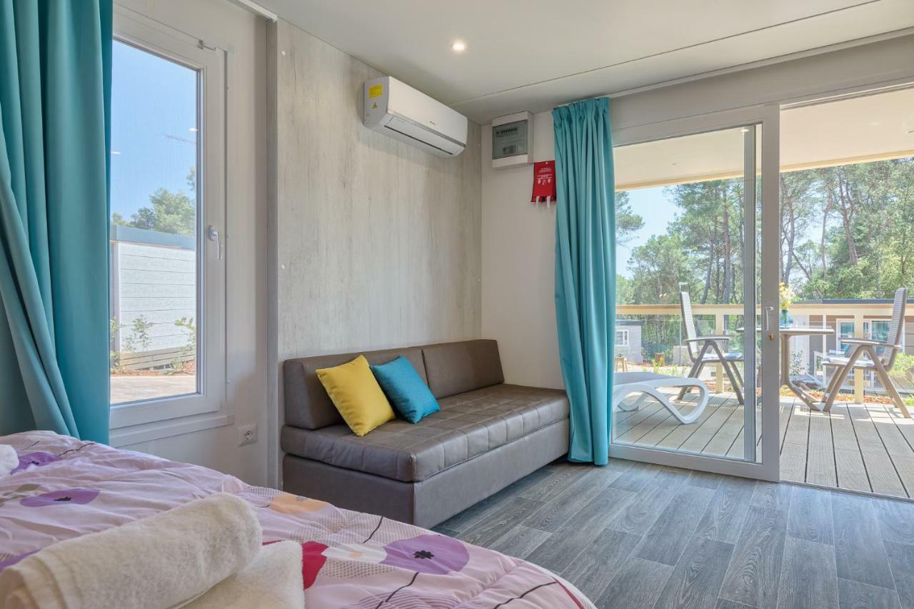 Romantic Suite Mobile Home