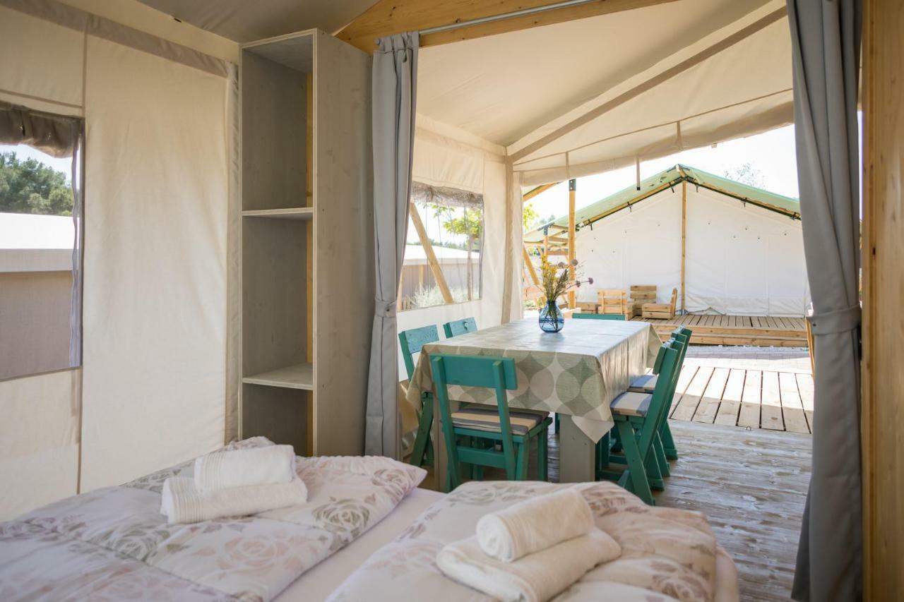 Family Three-Bedroom Tent Terrace