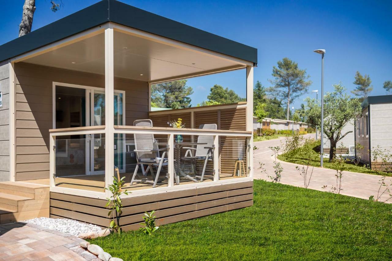 Romantic Suite Mobile Home