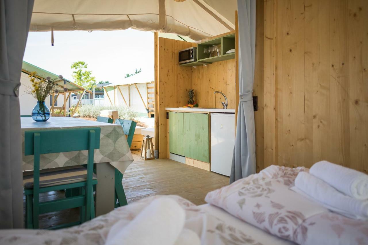 Family Three-Bedroom Tent Terrace