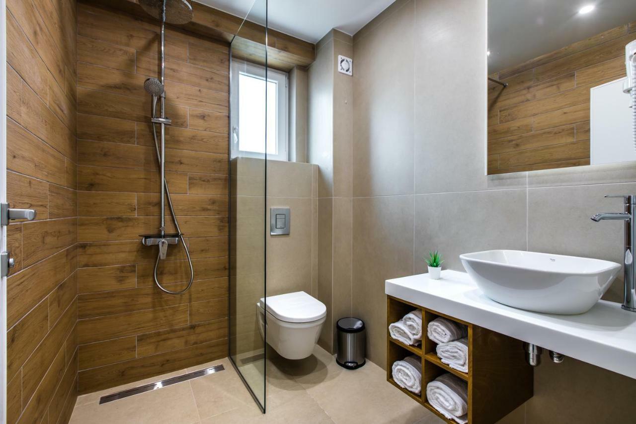 Superior Double Room Ground Floor