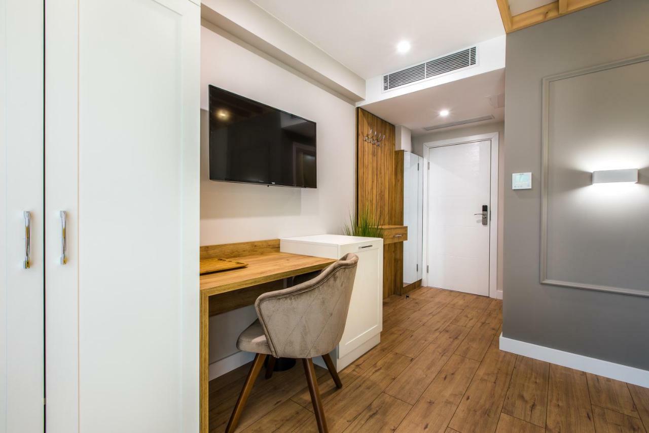 Deluxe Double Room Ground Floor