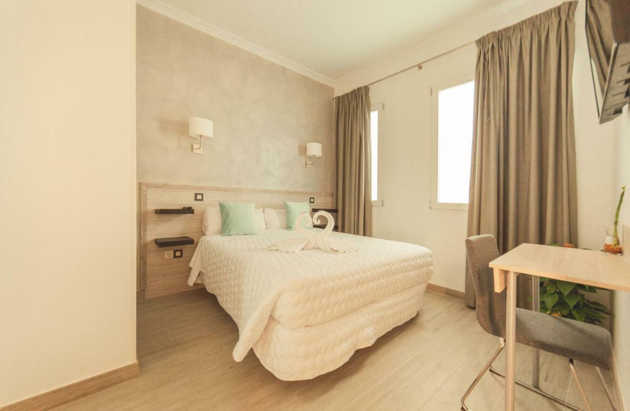 Interior Double Room