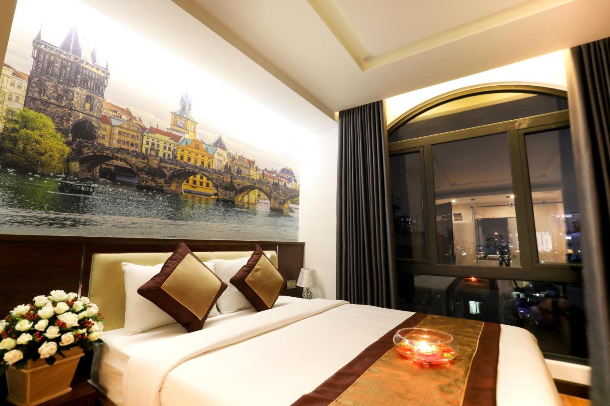 Deluxe Double Room City View