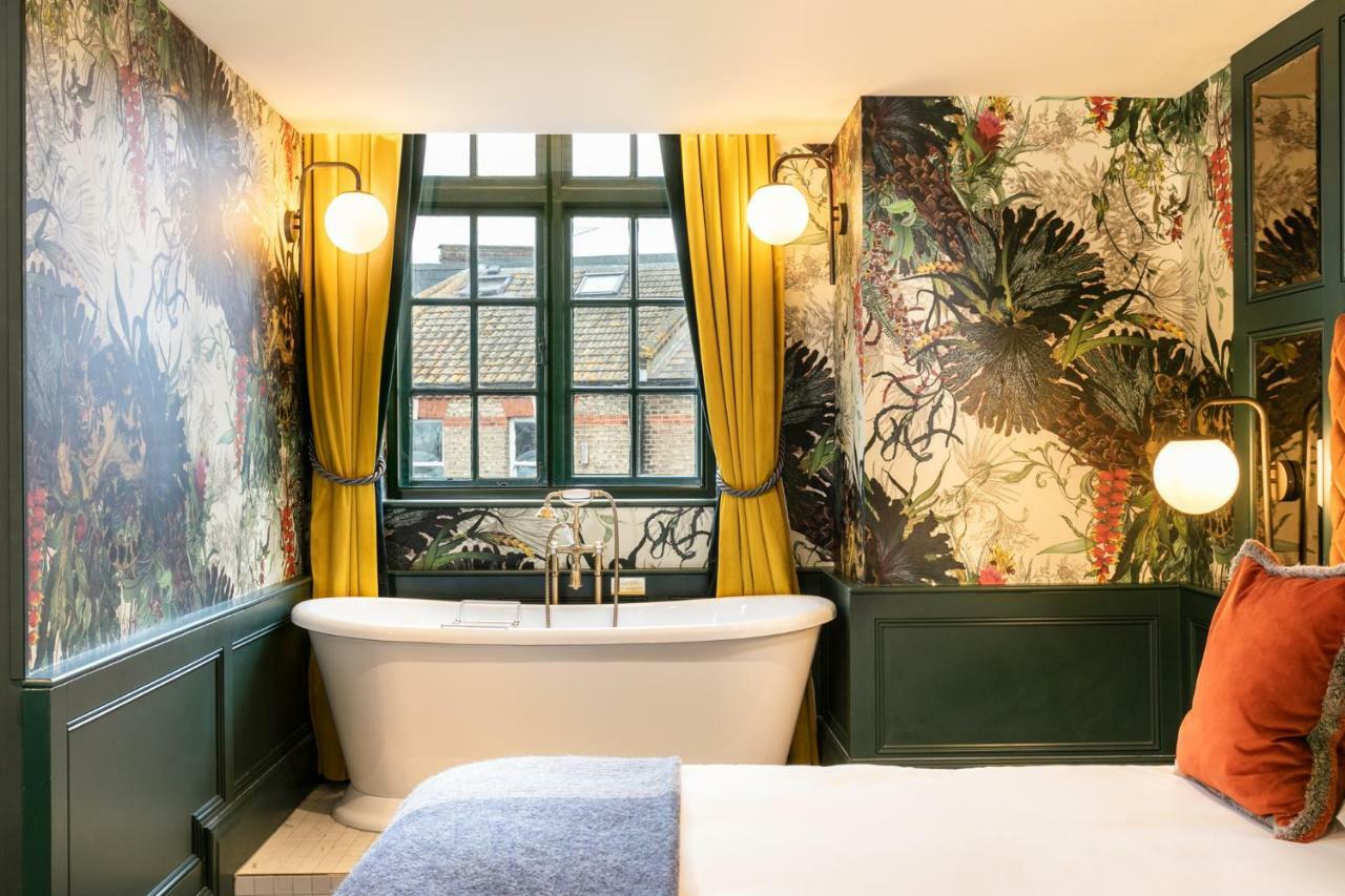 Superior King or Twin Room