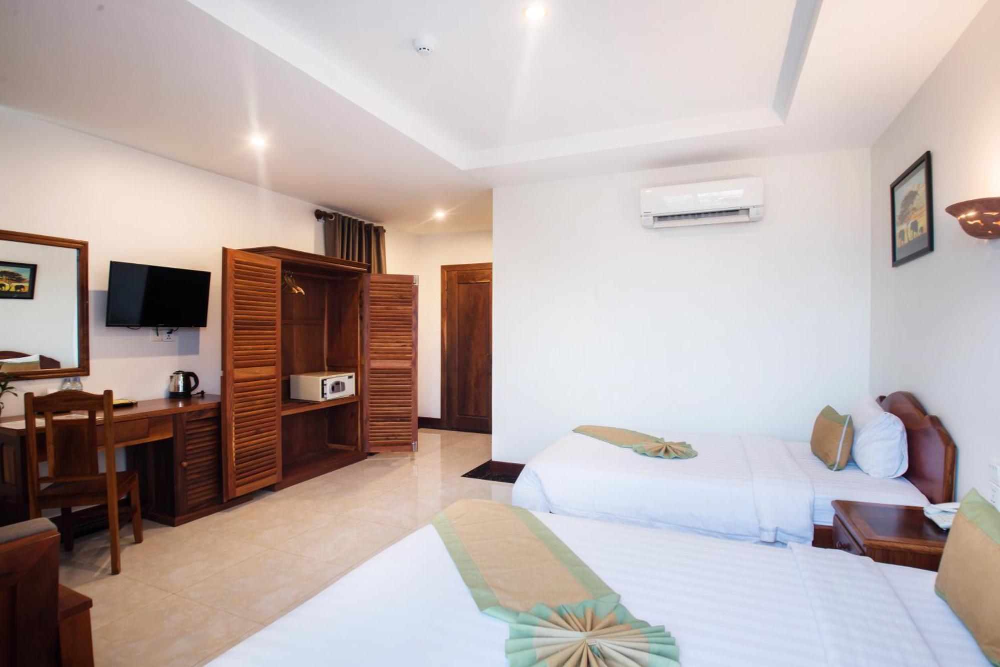 Superior Twin Room City View