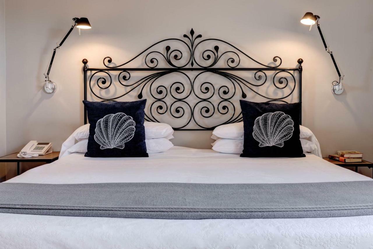 Deluxe Double or Twin Room Sea View